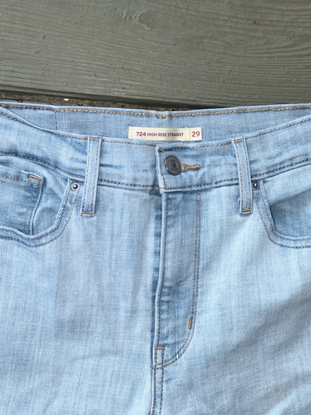 Levi’s 724 High Rise Straight - Picture 4 of 4